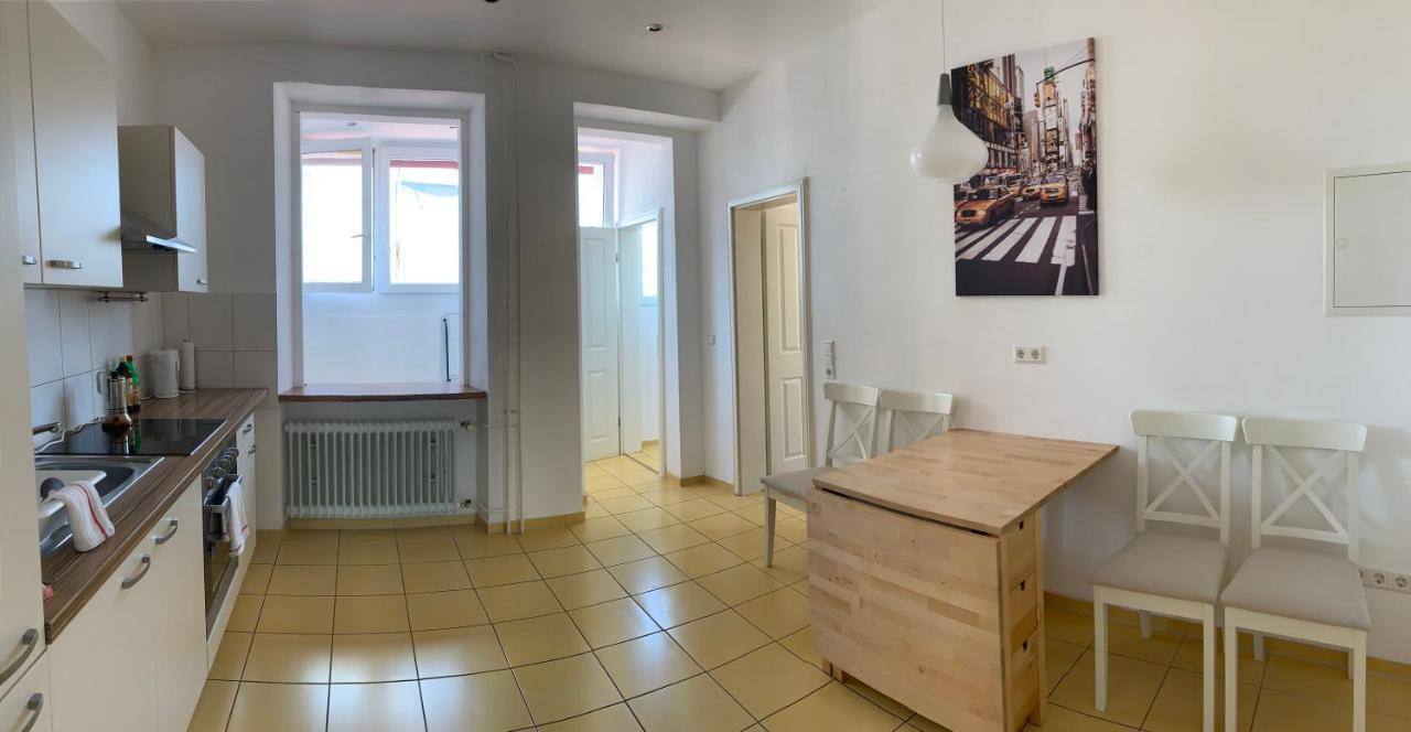 Citynah: Apartment mit Altbauflair in ruhiger Lage Freiburg im Breisgau Exterior foto